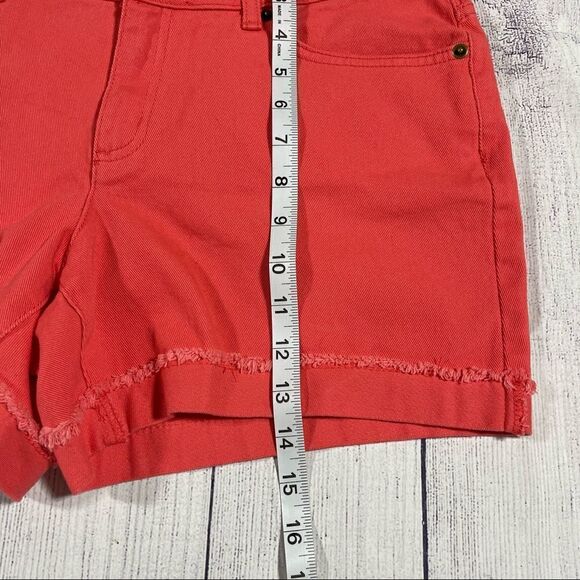 NWOT Time and True Coral Denim Shorts - Picture 5 of 6